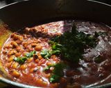A picture of step 4 of Black eyed beans sabzi.