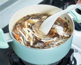 A picture of step 8 of Hot and Sour Soup.