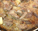 Foto del paso 4 de la receta: Hígado de cordero encebollado