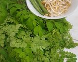 Foto langkah ke 1 dari resep Urap Daun Kelor.