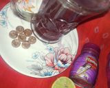 A picture of step 2 of Hajmola lemon Tea.