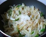 Foto langkah ke 4 dari resep Tumis CECEK / KIKIL / kulit sapi.