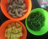 Foto langkah ke 1 dari resep Gulai udang nenas segar.