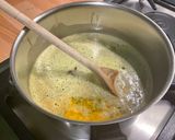Une image de l'étape 9 de Boisson énergisante et detoxifiante au gingembre, menthe, citron et épices.