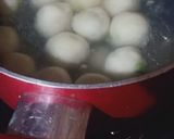 Foto langkah ke 4 dari resep Cilok isi sosis, keju, cabe.