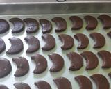 Foto langkah ke 3 dari resep Cashew chocolate cookies.