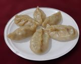 व्हेज मोमोज (veg momos recipe in marathi) रेसिपी स्टेप 7 फोटो 