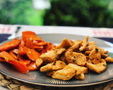 Foto del paso 4 de la receta: Pollo adobado con boniato asado y sal de limón 🍋