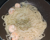 Foto langkah ke 3 dari resep Spagetti Aglio Olio.