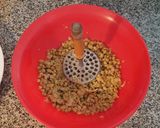 Foto del paso 2 de la receta: Hamburguesas vegetarianas de arvejas verdeo y puerro