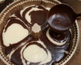 Foto langkah ke 8 dari resep Puding Brownies Marmer.