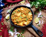 A picture of step 8 of Matar Paneer.