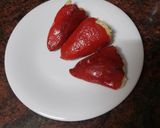 Foto del paso 7 de la receta: Pimientos del piquillo rellenos de merluza y palitos de cangrejo