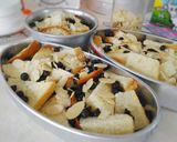 Foto langkah ke 1 dari resep ±📑 Bread pudding with vanilla sauce.