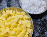A picture of step 1 of Sabudana Khichdi.