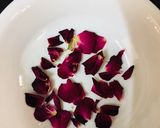 A picture of step 2 of Homemade dry rose petals.