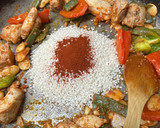 Foto del paso 3 de la receta: 555. Paella de pollo y costillas de cerdo (principal arroz)