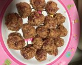 Foto langkah ke 2 dari resep (Swedish) Beef Meatballs with Creamy Sauce.