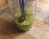 Une image de l'étape 3 de Sauce salade sucrée salée à la moutarde américaine, melfor et huile de noix.