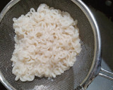 மேகி பால்ஸ் கிரேவி ரெசிபி ஸ்டேப் 1 புகைப்படம்