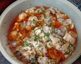 Foto del paso 3 de la receta: Carne de cochino en adobo con papas arrugas