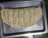 A picture of step 5 of Stuffed garlic bread.