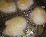 A picture of step 1 of Cream-style sweetcorn fritters.