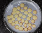 காயின் பிஸ்கெட் அல்லது முட்டை பிஸ்கெட் (Coin Biscuit recipe in tamil) ரெசிபி ஸ்டேப் 7 புகைப்படம்