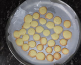 காயின் பிஸ்கெட் அல்லது முட்டை பிஸ்கெட் (Coin Biscuit recipe in tamil) ரெசிபி ஸ்டேப் 7 புகைப்படம்