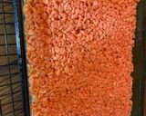 A picture of step 8 of Strawberry marshmallow treats.