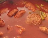 Foto del paso 7 de la receta: Tortitas de camarón con nopales en salsa roja, ¡para chuparse lo