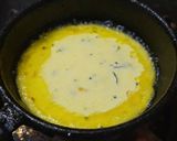 A picture of step 4 of Sooji bun rava dosa.