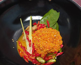Foto langkah ke 2 dari resep Nasi Bakar Ayam Suir Kemangi.