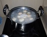 Foto langkah ke 5 dari resep Cilok kuah isi ayam suir.