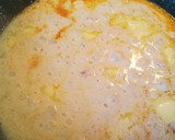 Foto del paso 4 de la receta: Vieiras y langostinos a la crema de cava