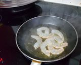 Foto del paso 8 de la receta Lomos de merluza con langostinos