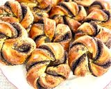 Une image de l'étape 15 de Mini brioches couronnées aux graines de pavot.