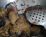 A picture of step 7 of Bharwa Baingan.