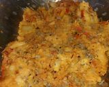 A picture of step 3 of Aloo paratha.