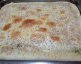 Foto del paso 10 de la receta: Torta combinada de zapallitos y puerros