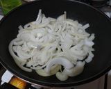Foto del paso 1 de la receta: Tallarines con cebolla caramelizada
