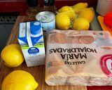 Foto del paso 1 de la receta Tarta de galletas y limón