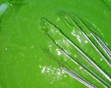 Foto langkah ke 1 dari resep Pandan Chiffon Cake #w18.