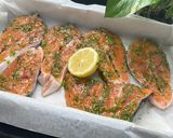 Foto del paso 2 de la receta: Salmón al tomillo al horno con su huevo poche 🌿🥚