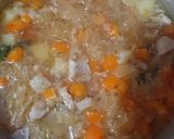 Foto langkah ke 6 dari resep Sup Ayam Jamur.