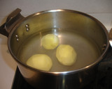 Foto del paso 2 de la receta: Puré de patatas con rovellones
