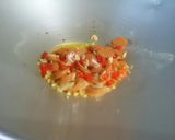 Foto langkah ke 3 dari resep Sosis Cah Brokoli.