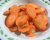 Foto langkah ke 1 dari resep Sayur Bening isi Sohun, Wortel, Kembang Kol, Jamur Kuping ala Shinta.