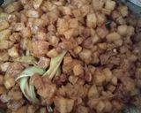 Foto langkah ke 3 dari resep 126.Sambal Goreng Kentang.