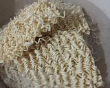 Foto langkah ke 1 dari resep Mie Goreng Nyemek.